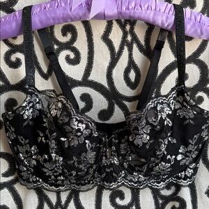 Victoria's Secret 36DD Black & Silver Lace Dream Angels No Padding Push-up Bra